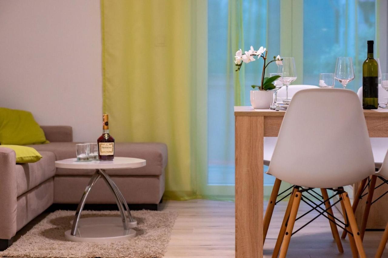 Apartments Arbis Lopar Eksteriør billede