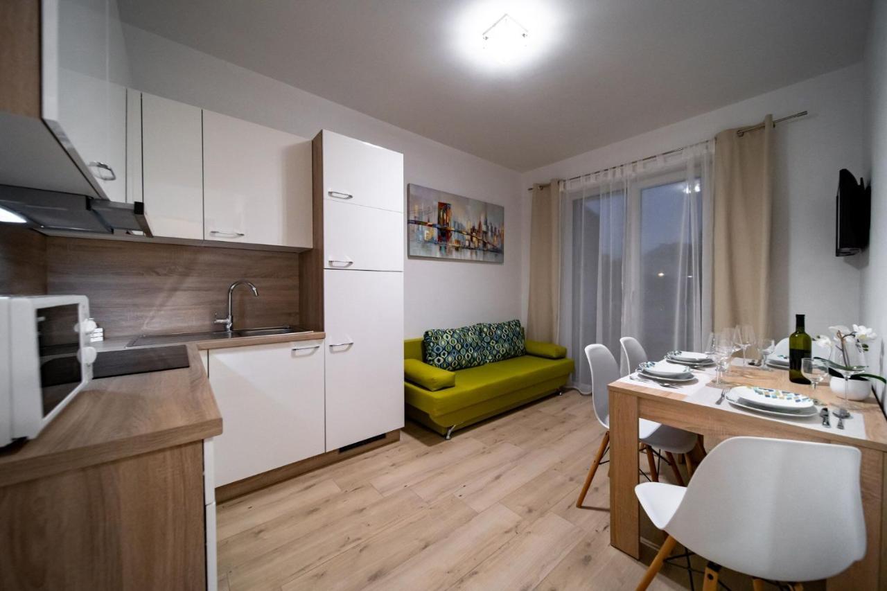 Apartments Arbis Lopar Eksteriør billede
